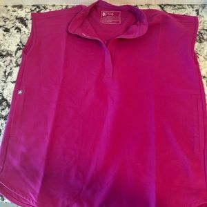 FIGS Rafaela Scrub top Raspberry sobert